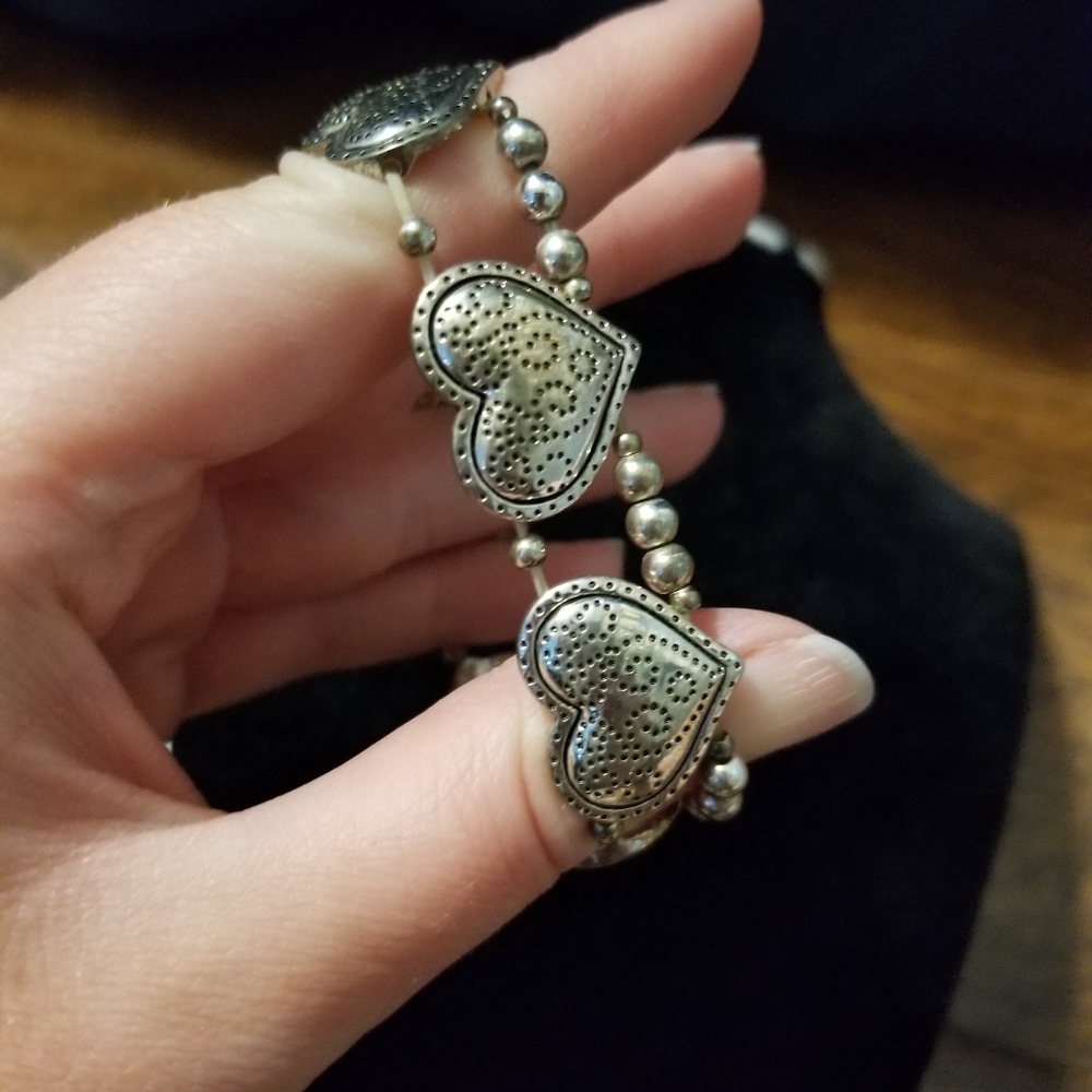 SALE! Silver heart bracelet - Picture 3 of 3